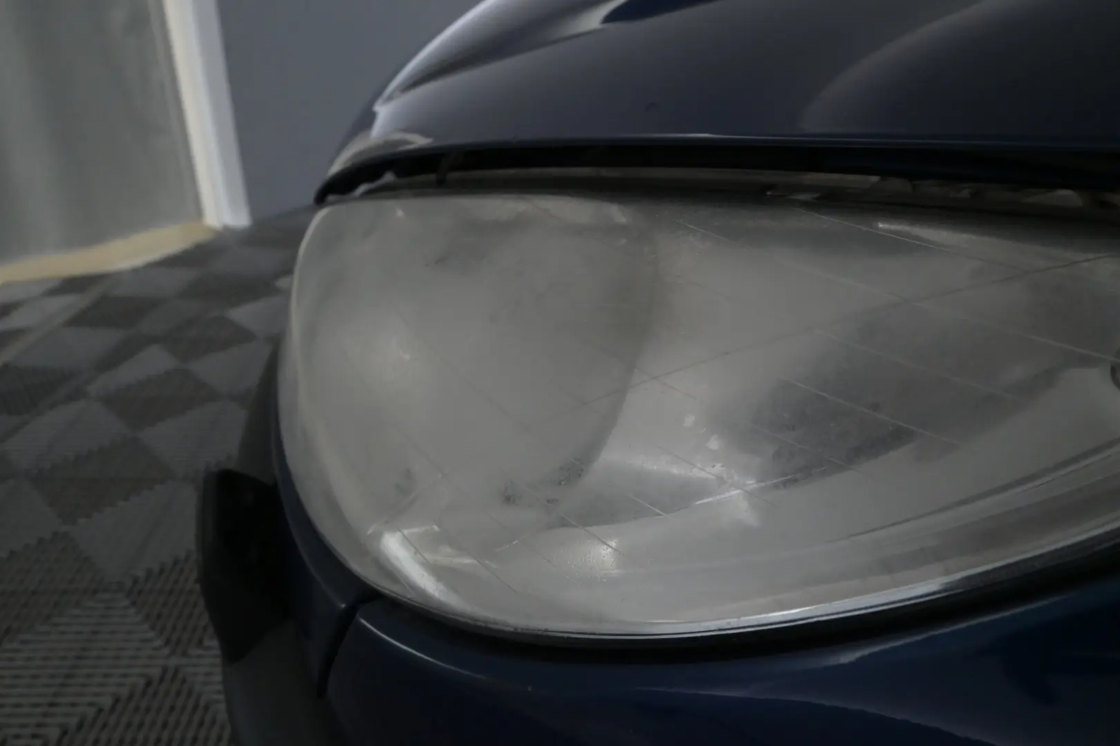 Car Image - yrDOatg1eYospqfY0FkOf