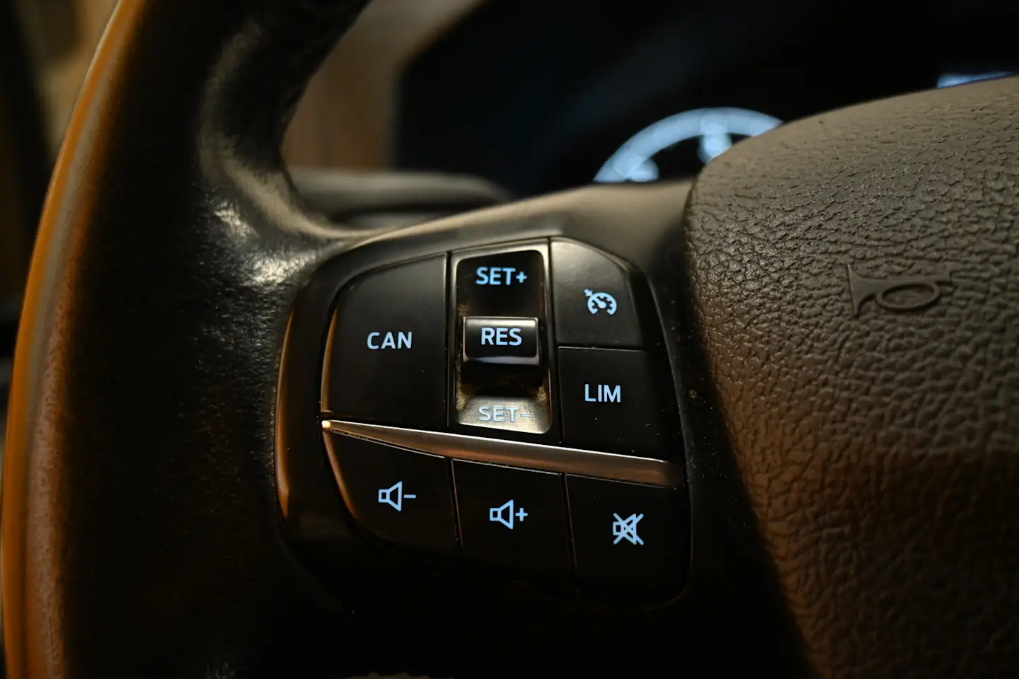 Car Image - FM9l360Cb0BOVDy6NKXrm