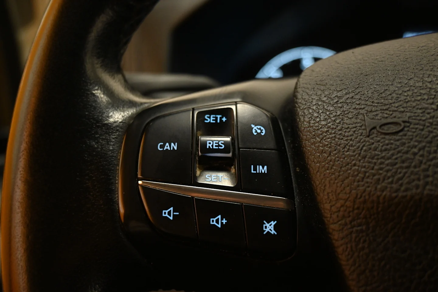 Car Image - FM9l360Cb0BOVDy6NKXrm