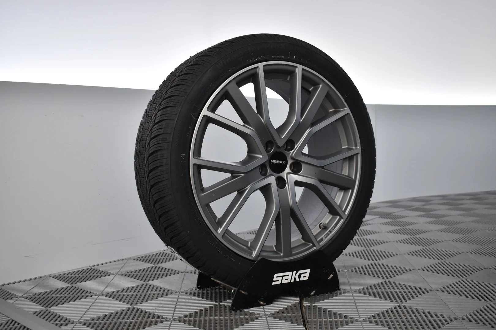 Car Image - 10AZfQKthPl2p7iQJYRNcw