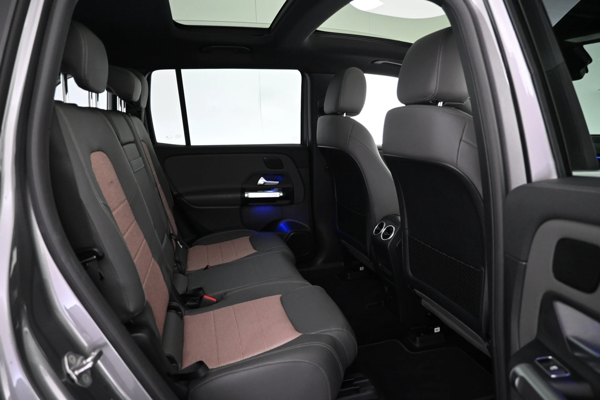 Car Image - 6grZ4VO2hO4DvP4vZ0heG0