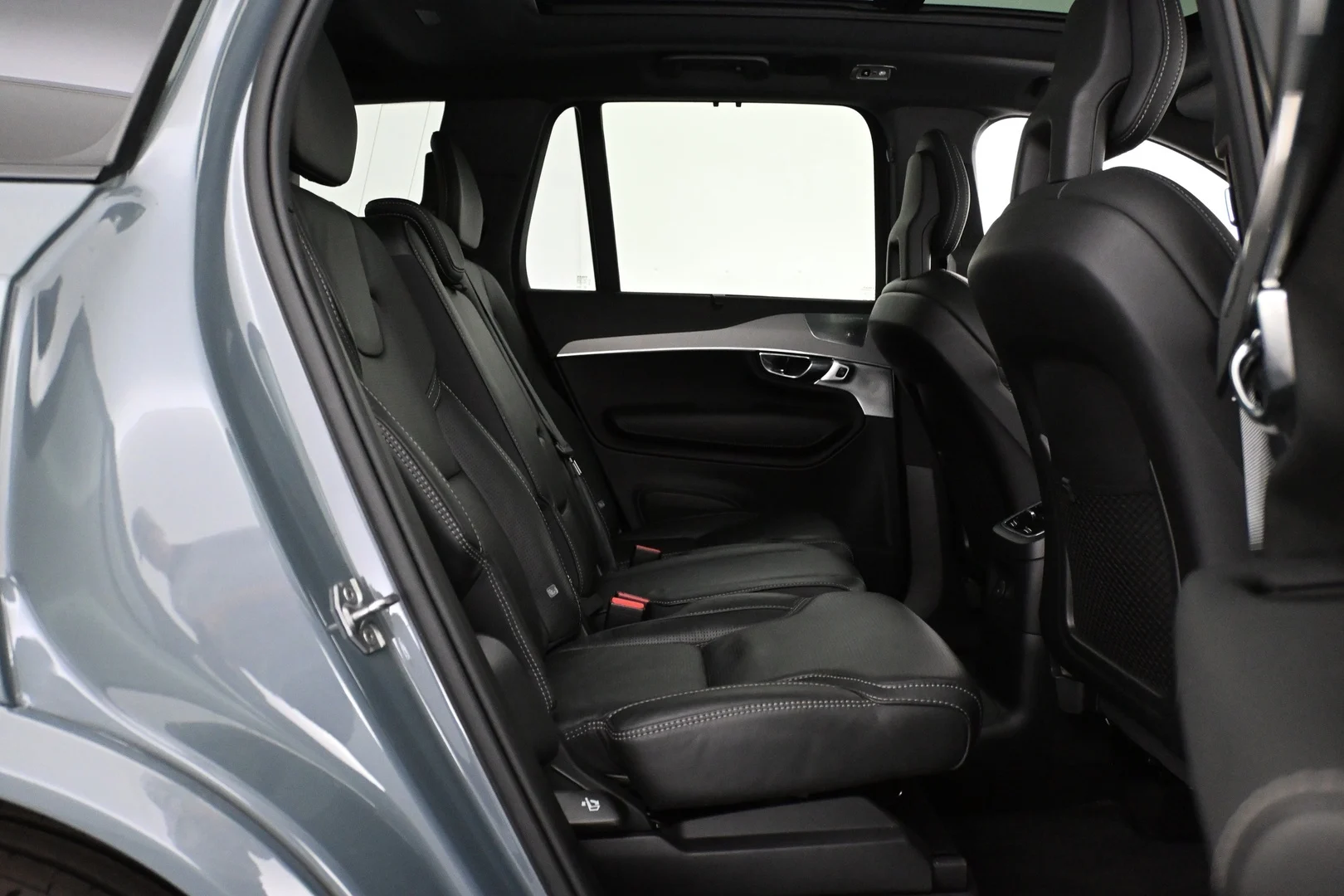 Car Image - 77n7xVQZlWssKUg0vZ7R5x