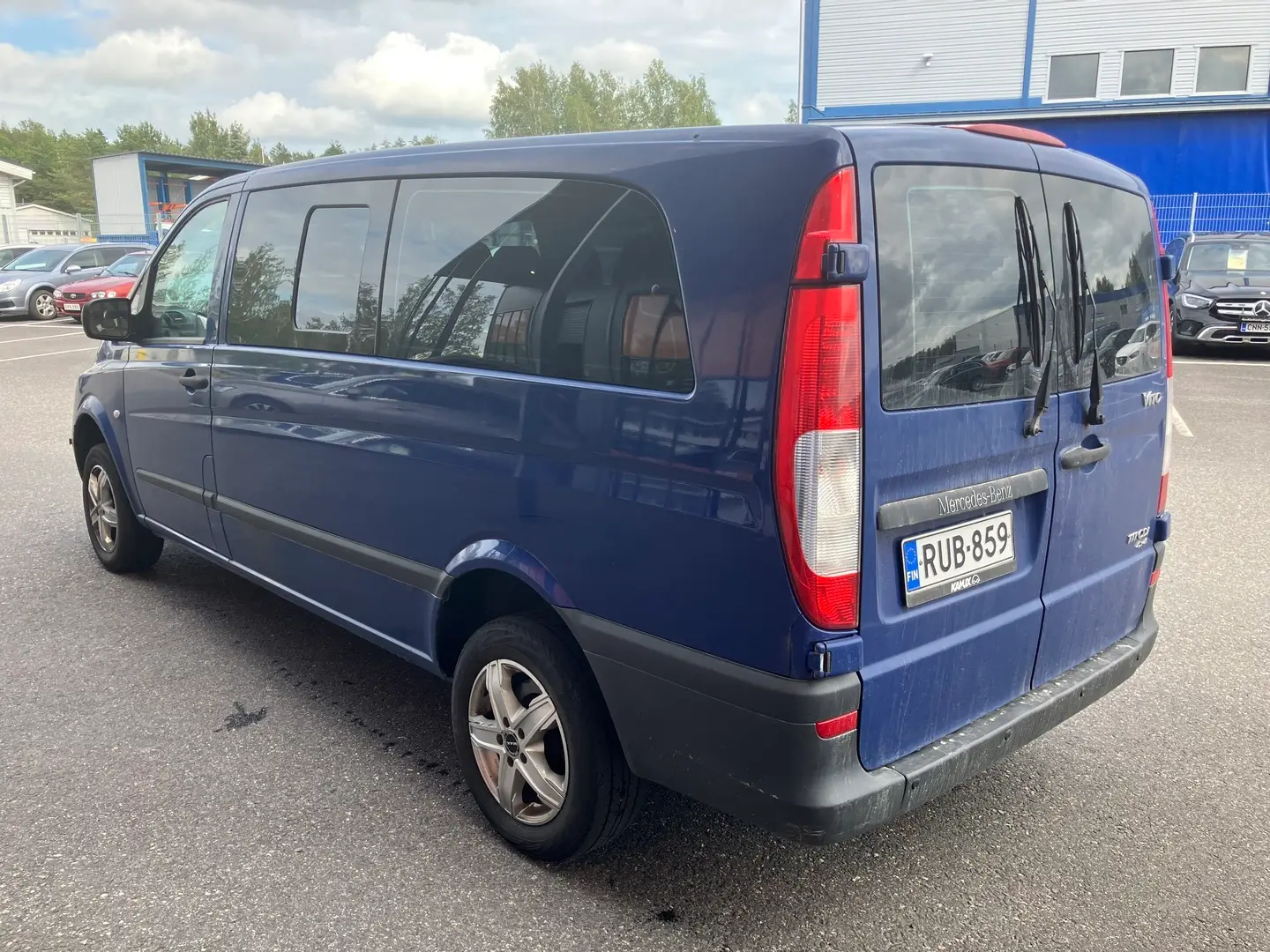 Car Image - 7gxJ3Lfmf2Vb4PuO8hMPJw