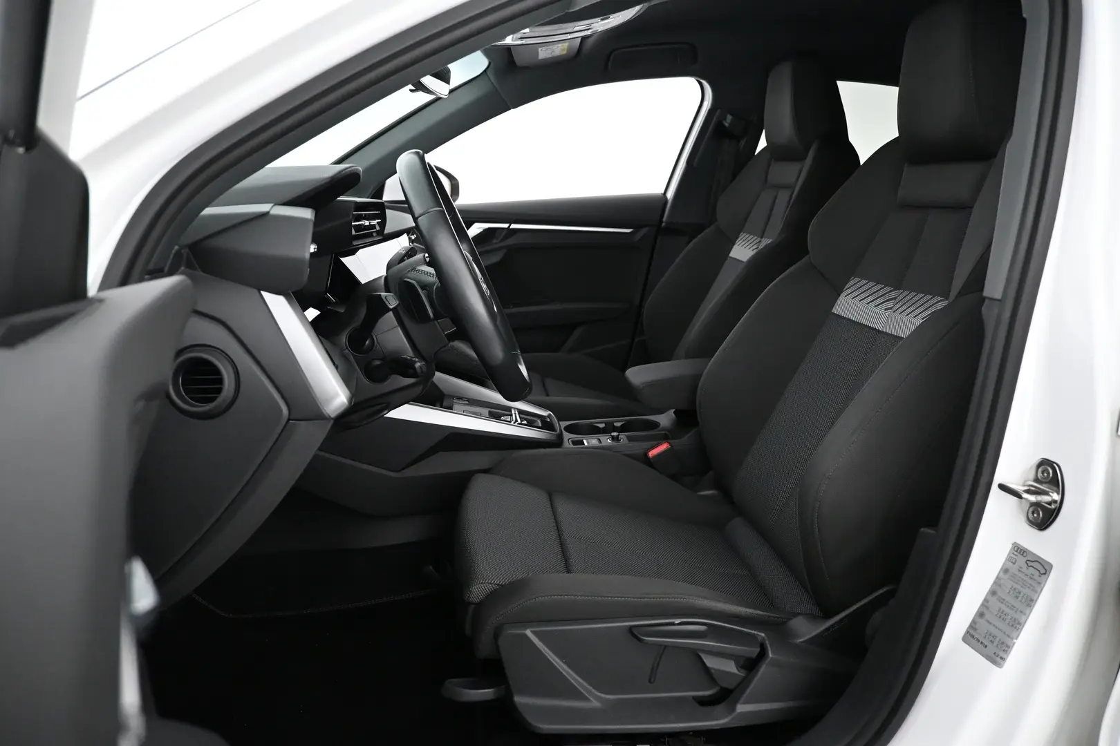 Car Image - 5JkbNJsACABs4EvYqbKWEU