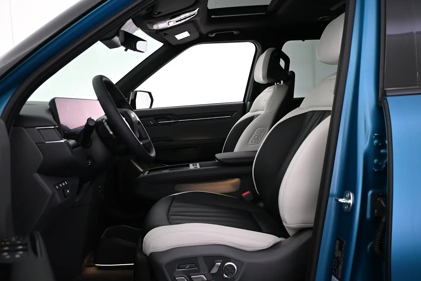 Car Image - 31ZbbmMQNUjQda4Achbdnb