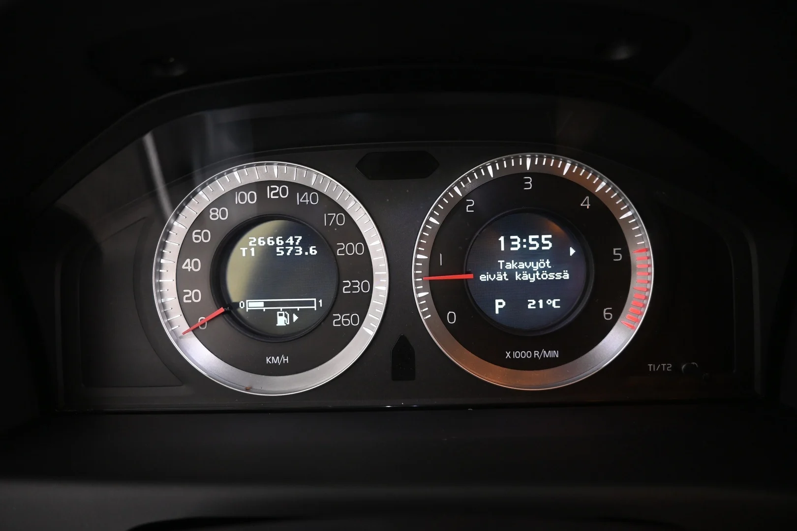 Car Image - 7JxaqM4b6E0vB2yfeOvrBJ