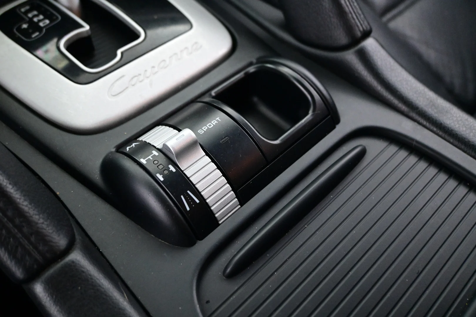 Car Image - 5co5kGxVIQPb78cTVSU48X