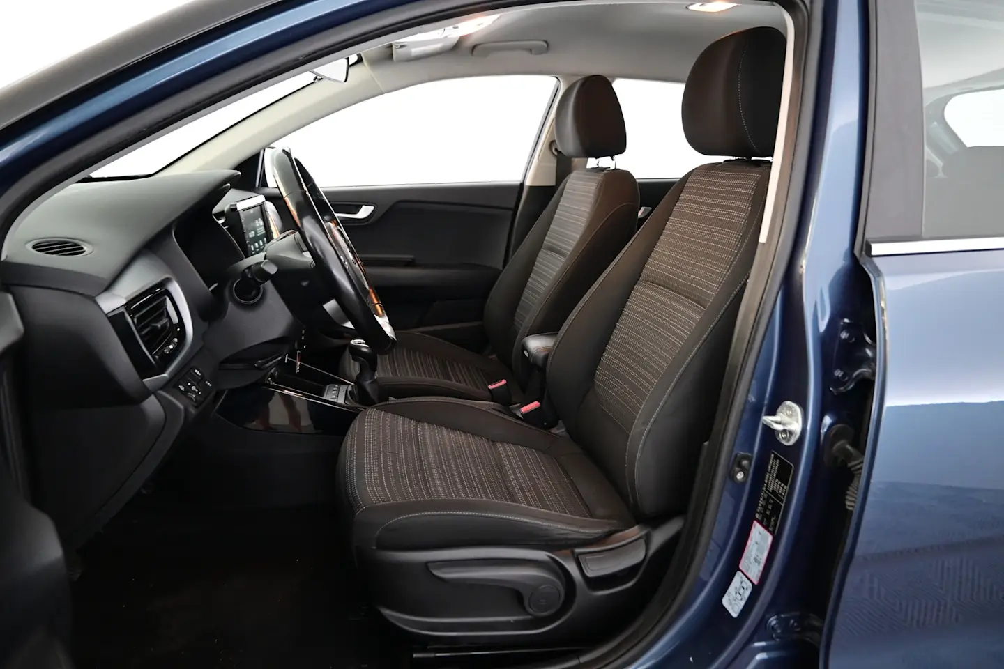 Car Image - 4N84dvMT6VJ7xVscGvd3bI