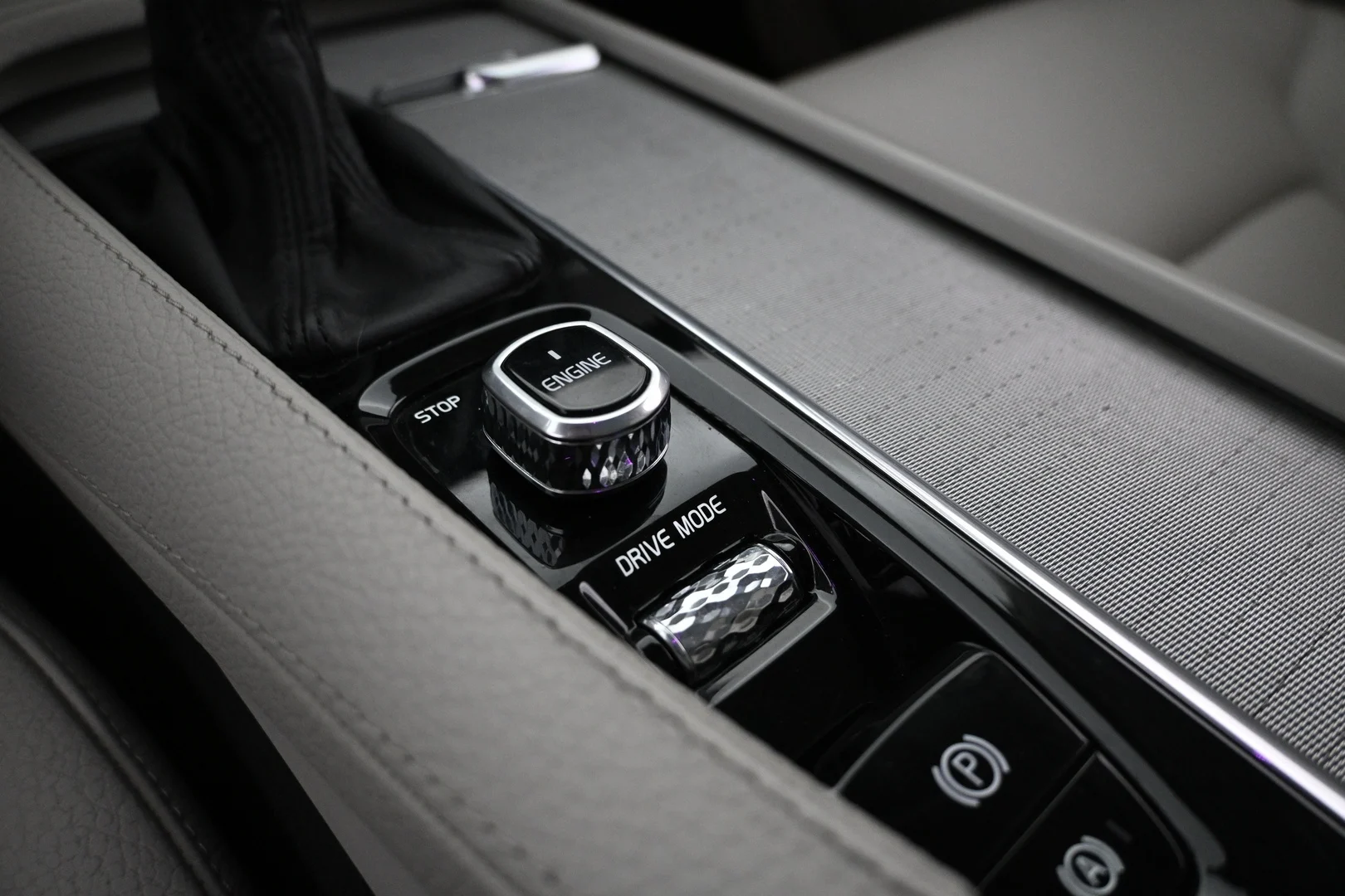 Car Image - 1ZsSImT0xSCrOJRwrcAZzL