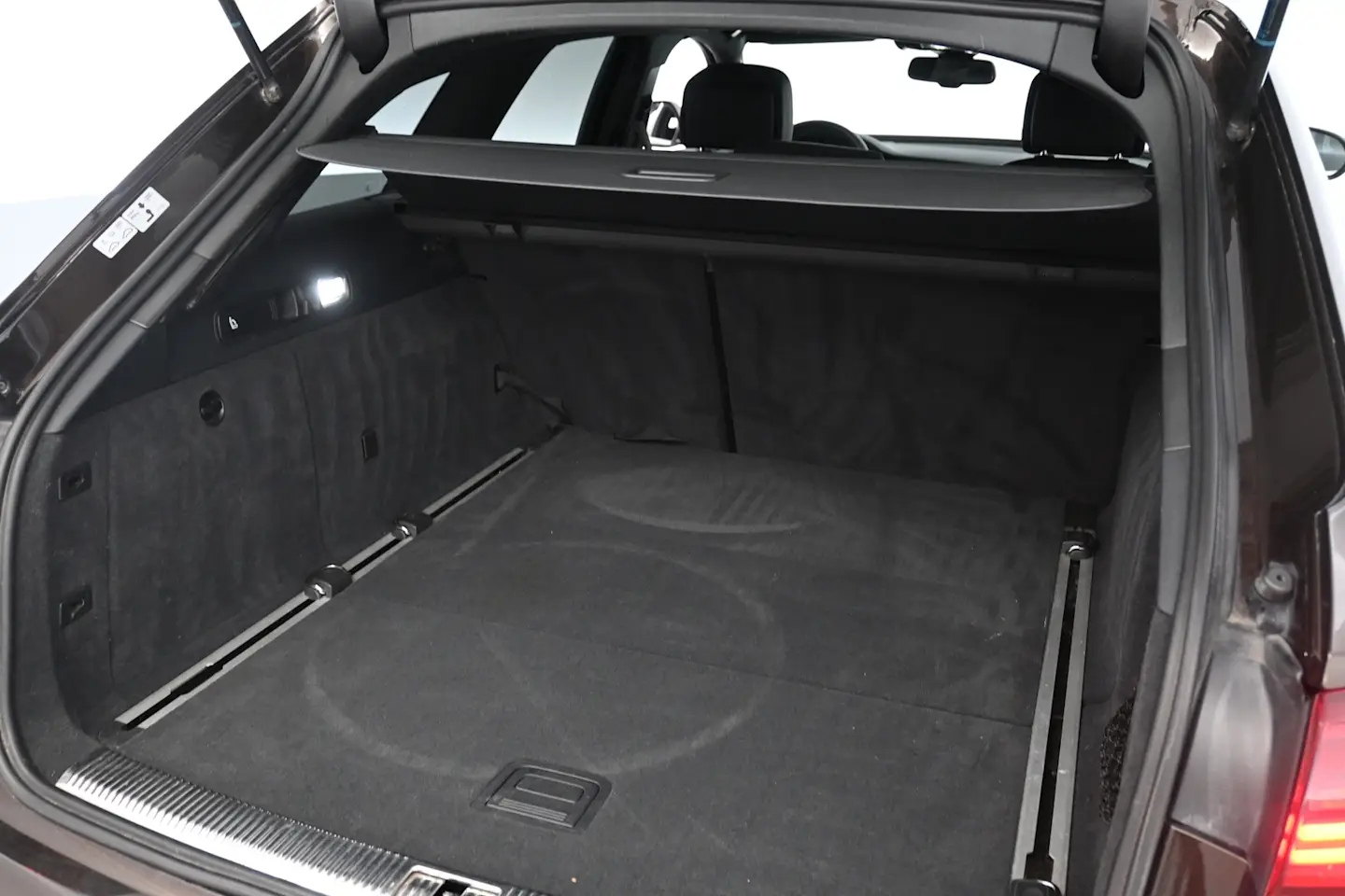 Car Image - 7skFMNbUN7lOyxAdi2nSSo