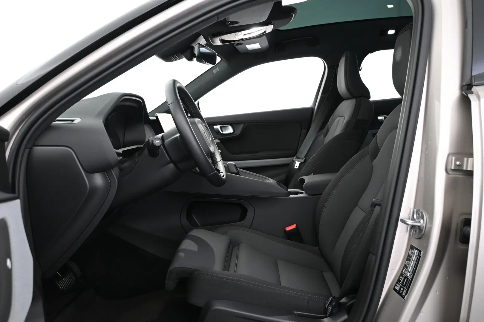 Car Image - 3CQBdtgCuYZ82DOA4C3CAb