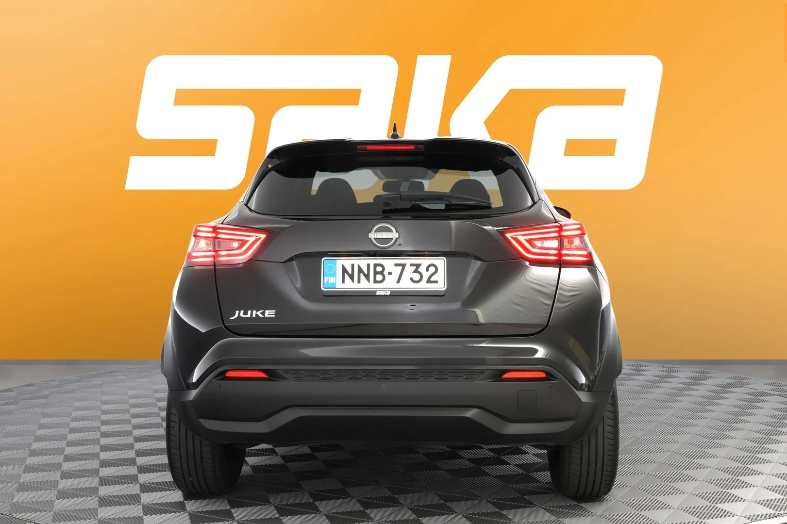 Car Image - 9zvIKBB9xqGyw4PYhA5JL