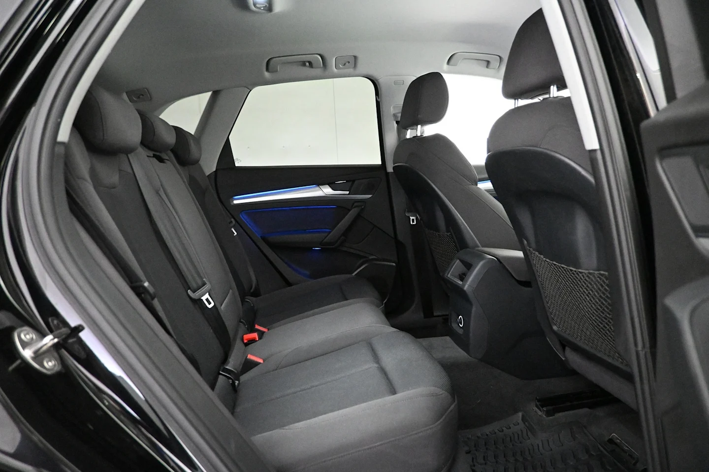 Car Image - 5XfgLplBDvUcwVub8q5bJD