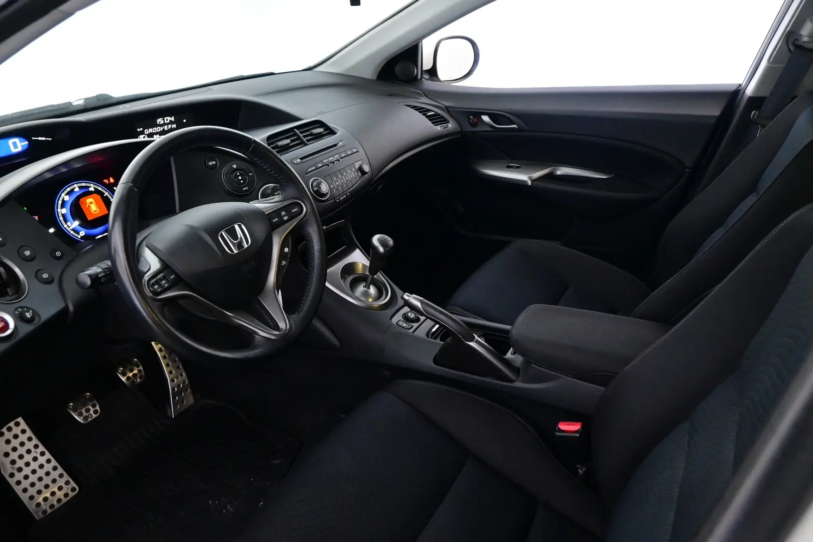 Car Image - 2hNOp4QOPLtrhjCWzeRIN2