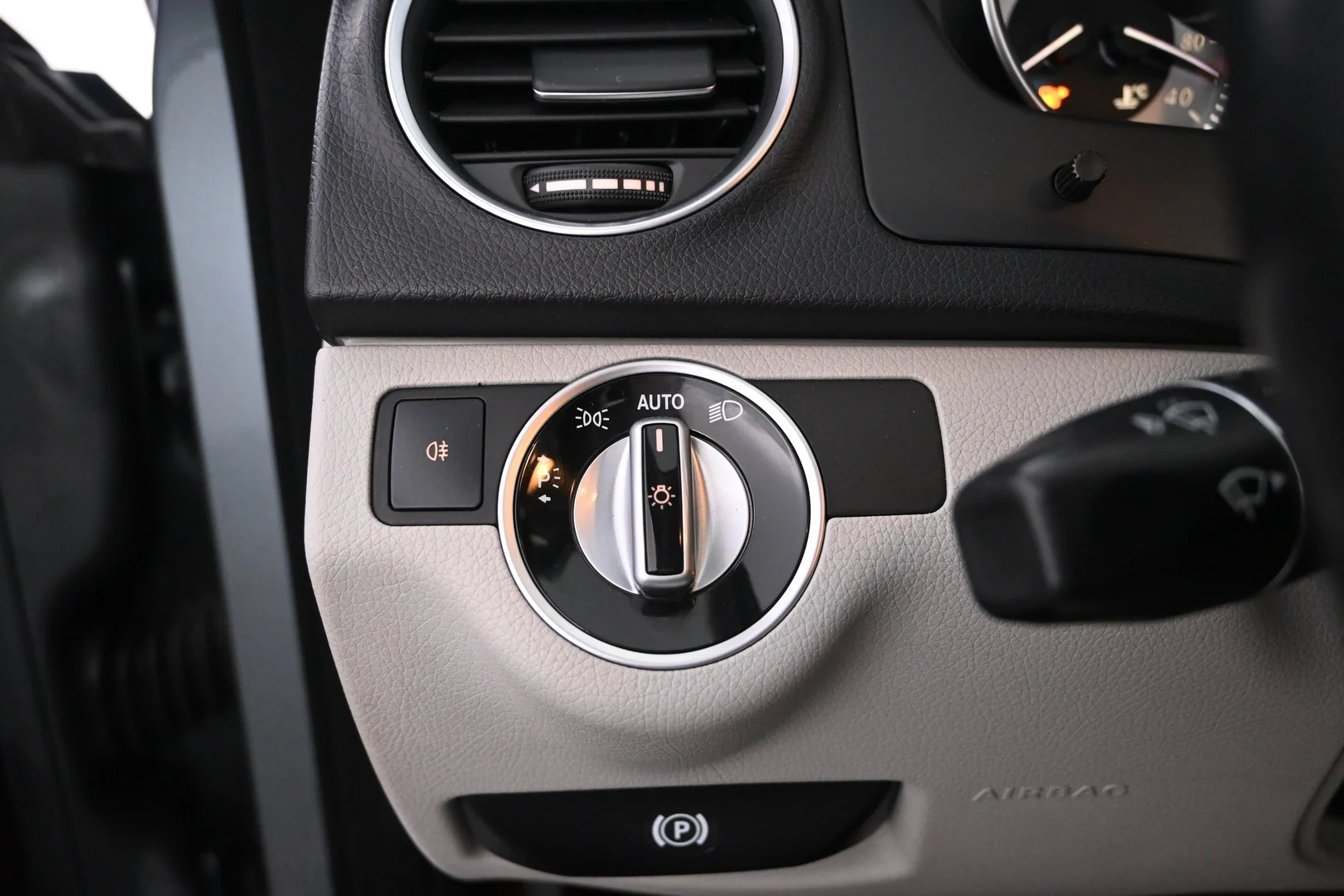 Car Image - 31Uk4J3sKLmt1dnwgFn4Zw