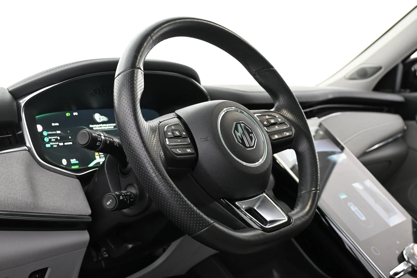 Car Image - 58hUx8bsjXPiB9Y279HqEH