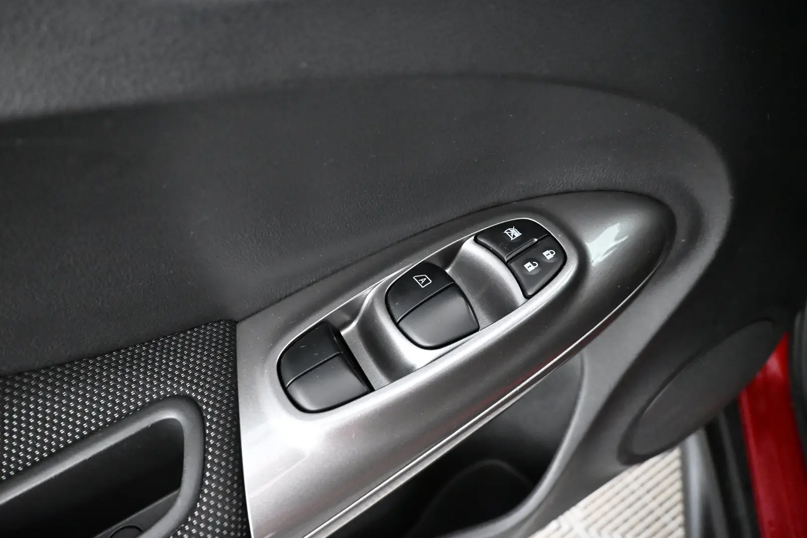 Car Image - 5cA2mCFwfnGmJ0gVuzoMnN