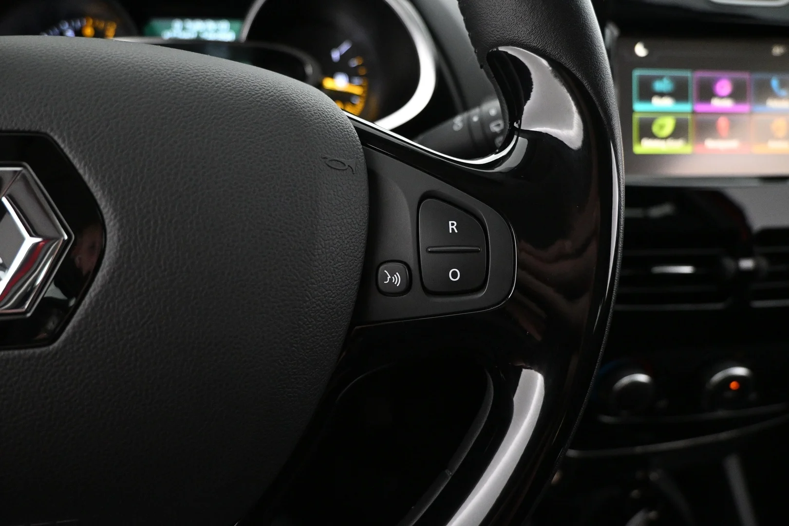 Car Image - 3DyDAn1jRCwSxbebKgs7RX