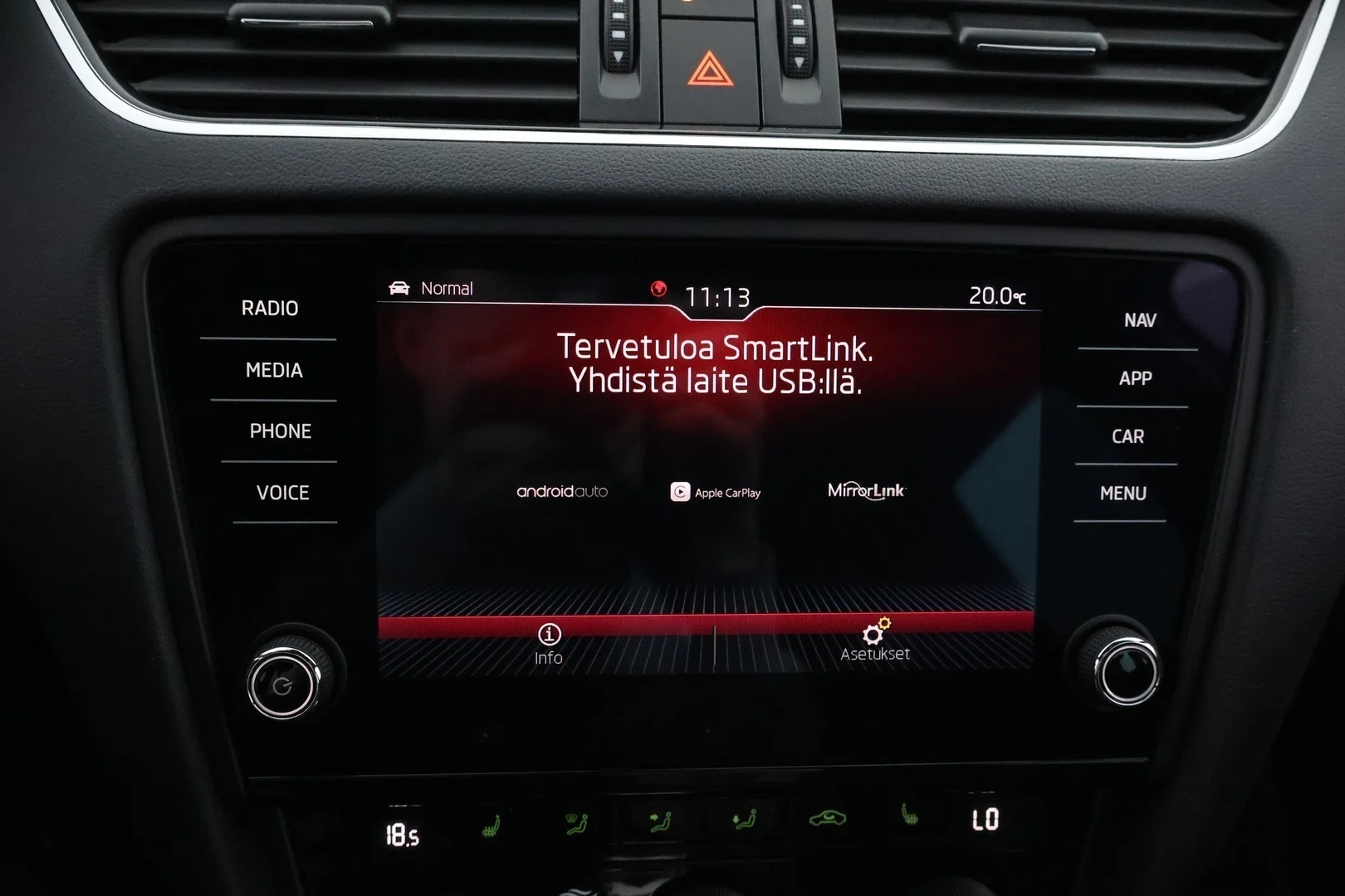 Car Image - 667502U7SgcxENVETXw9Ne