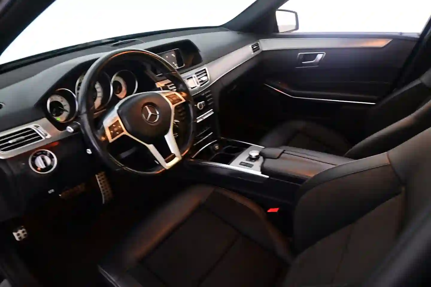 Car Image - 3HLls2Rp3LD0YhvkWV3iQV