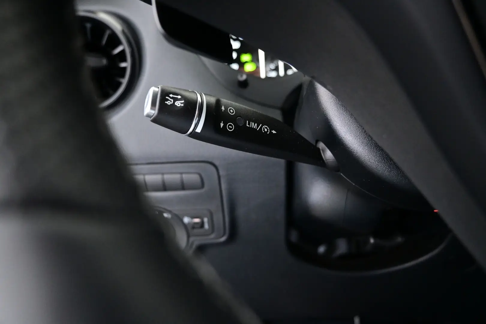 Car Image - 43i0VnkIXdHaSrc7SyA2Jv