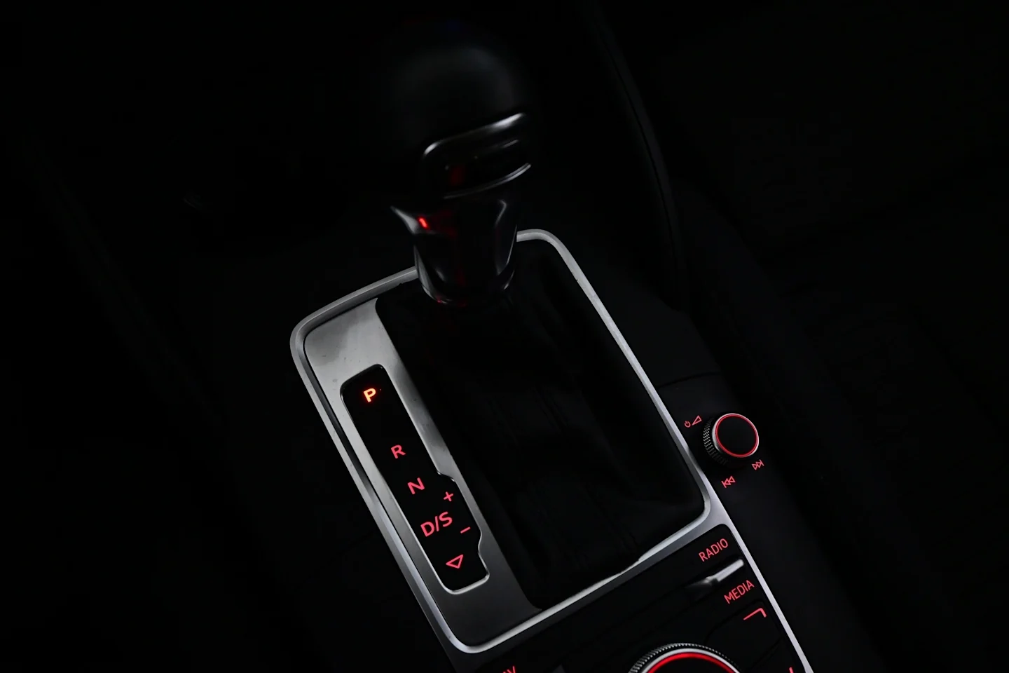 Car Image - 34mVSJTSLluSw5lxdEOEtU