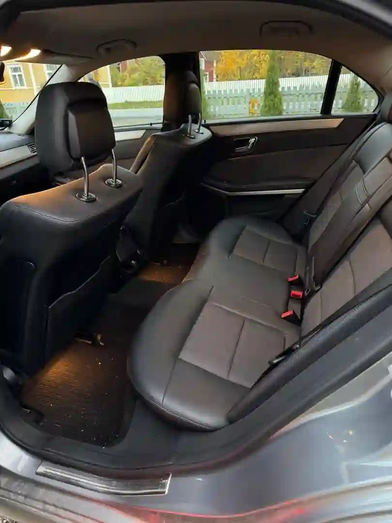 Car Image - 74fsyXcnLvxoG4LWyQacFs