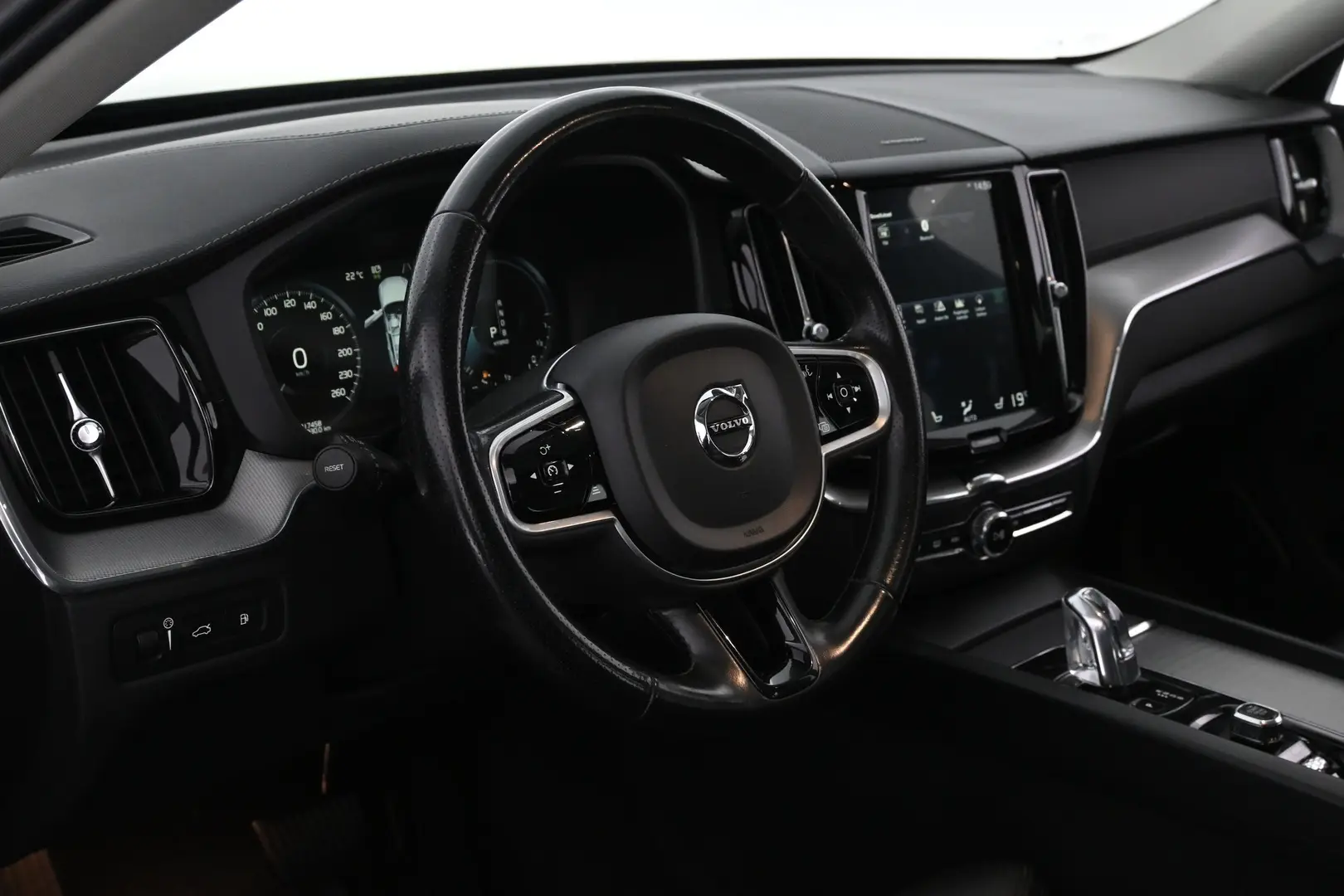 Car Image - 3zHdd65oEoUEbml5llbsC3