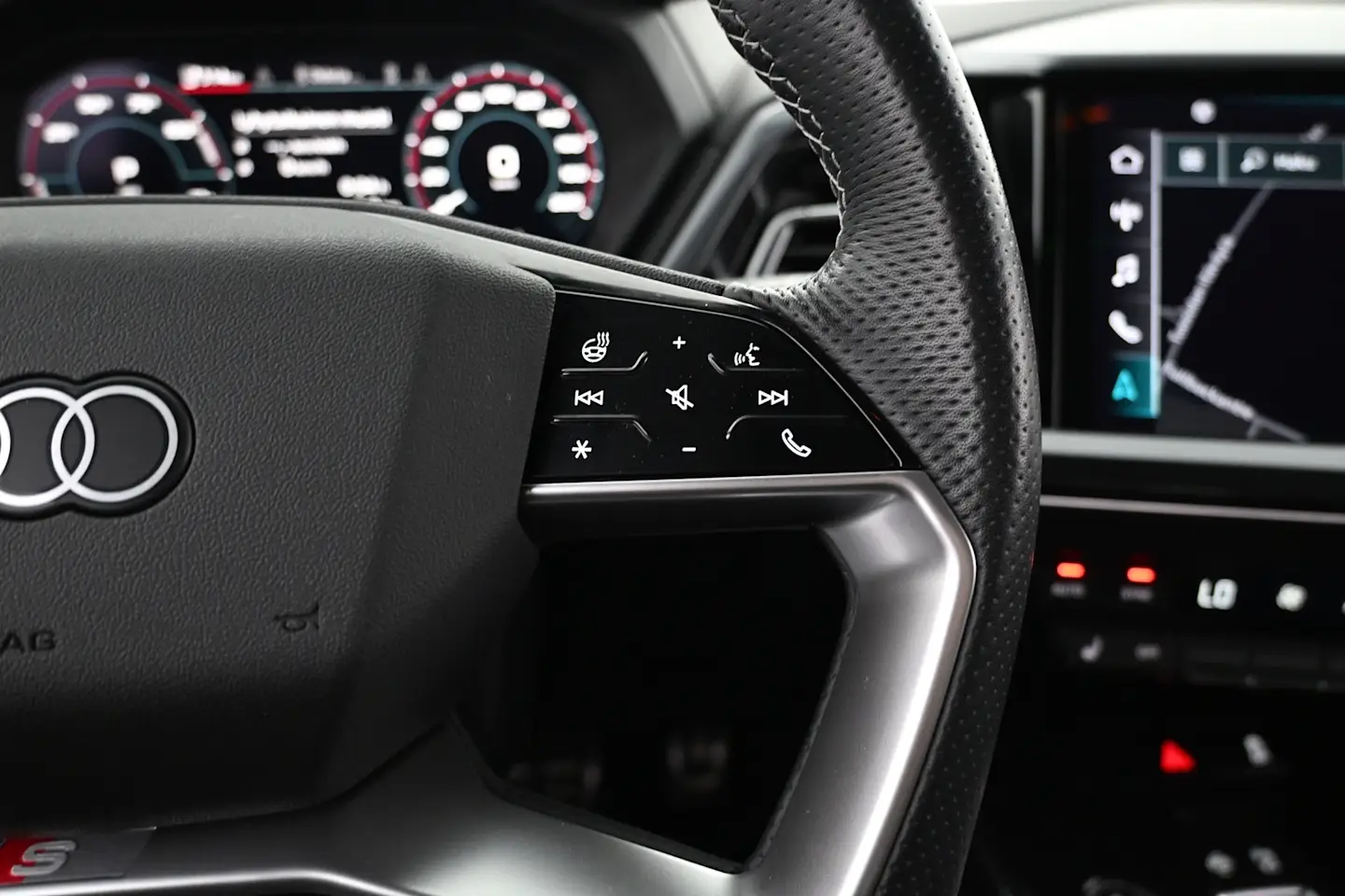 Car Image - 4wL9DkUpkbx8SNqcIO1C25
