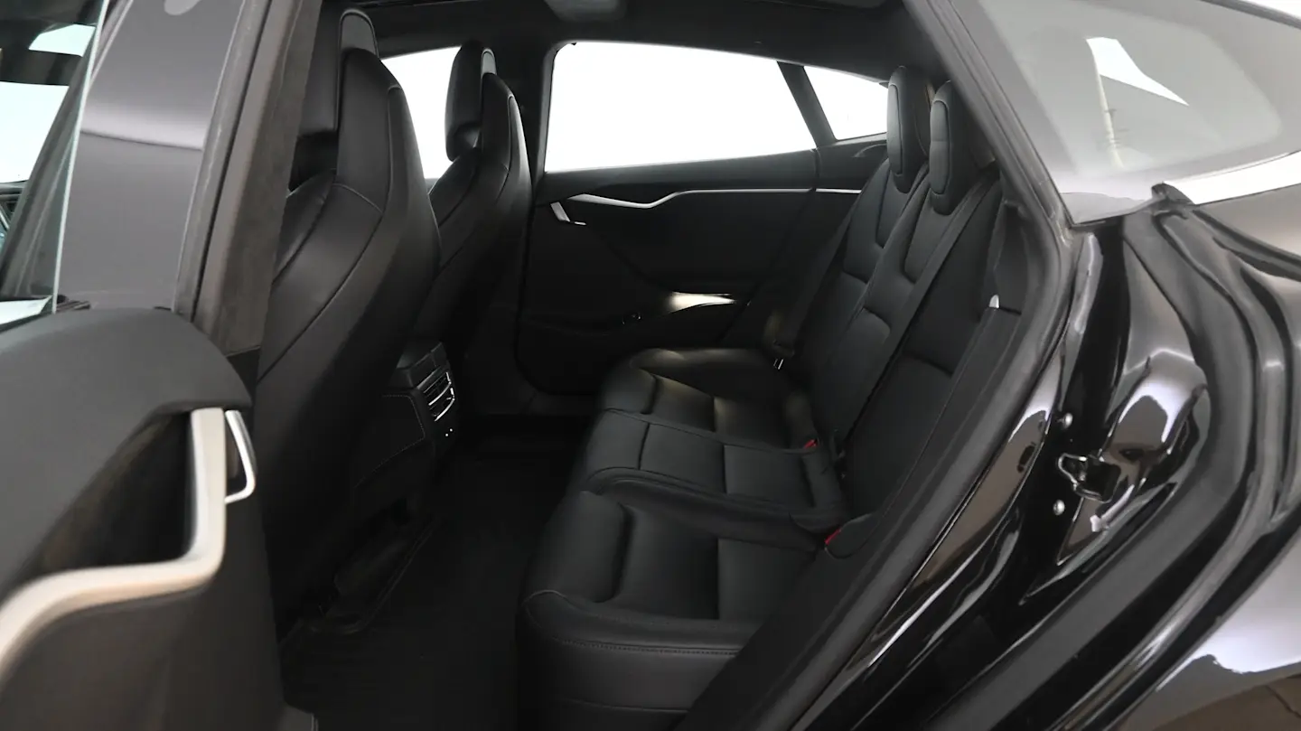 Car Image - 3lvthPjVyqyZ5FemHjqBd6