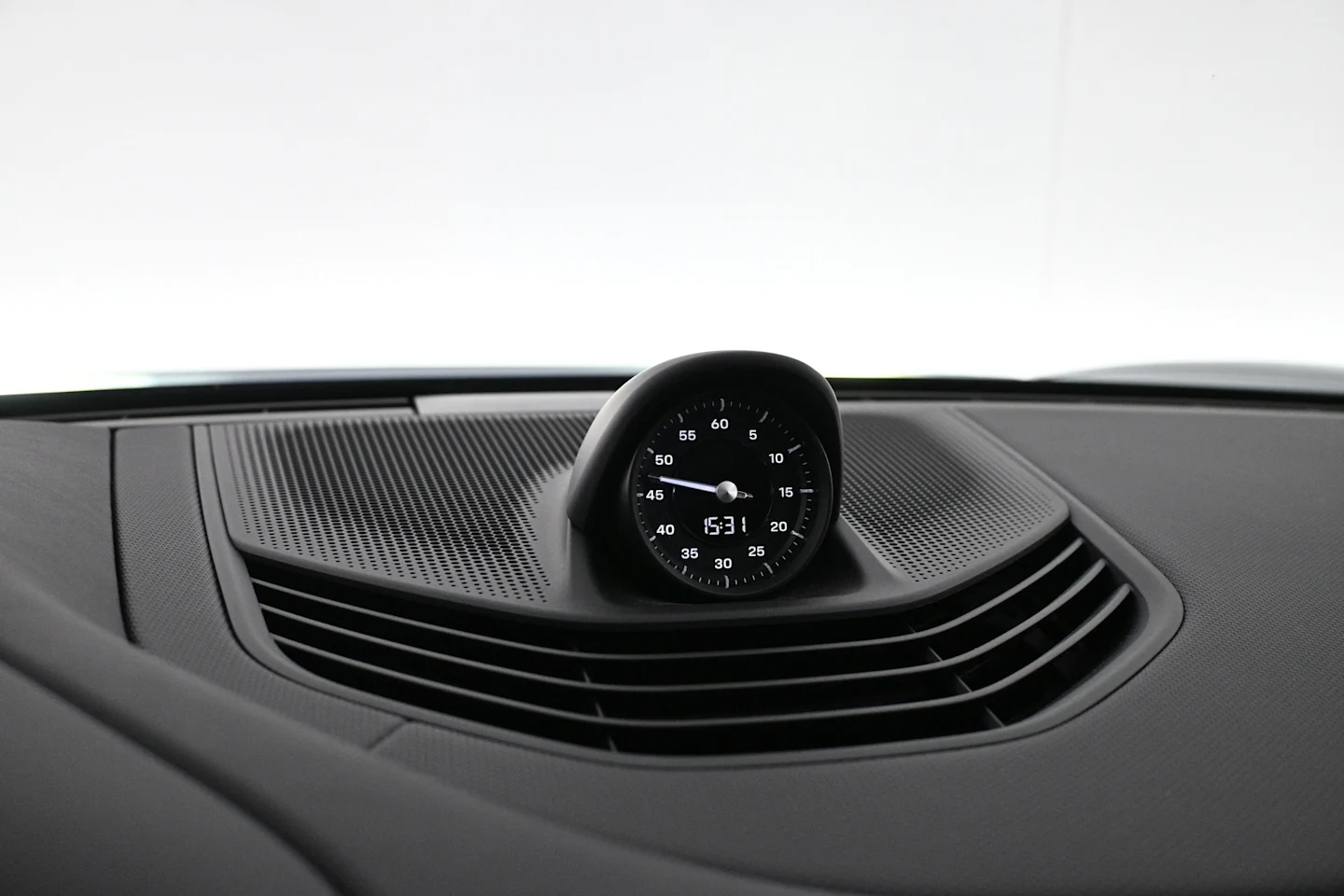 Car Image - 3lQr6uG5JwcCvFZ7Uwqp27