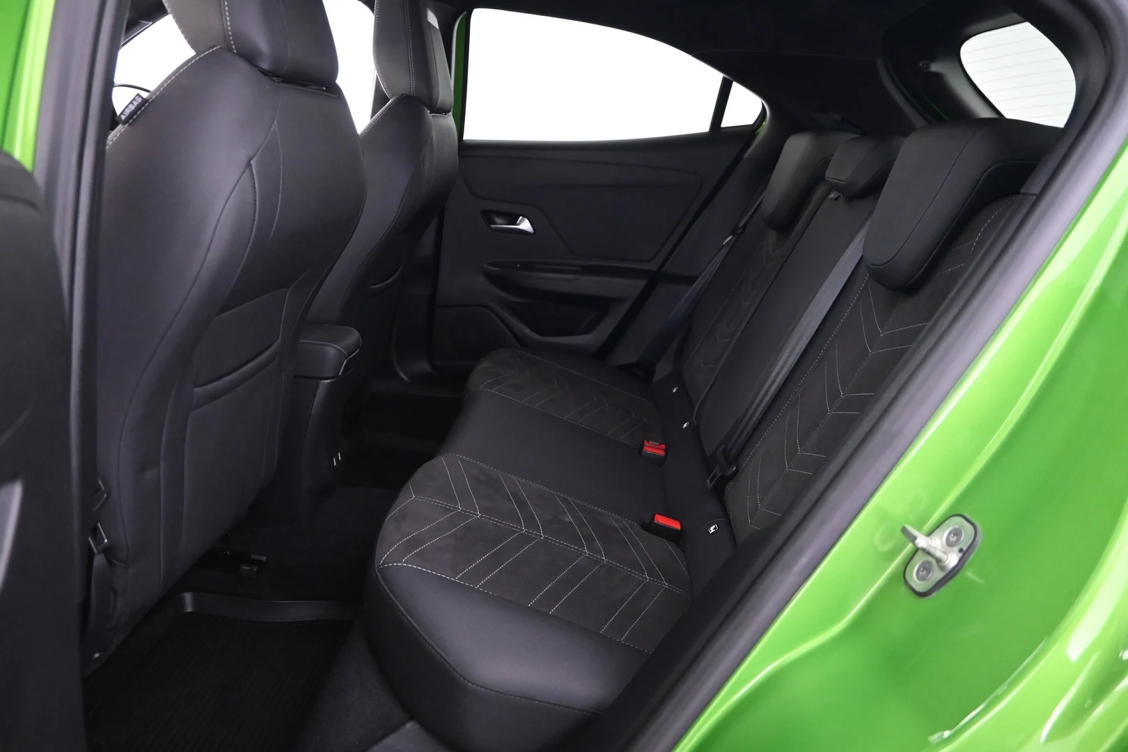 Car Image - MQAMostBLpmD1yynrSyfX