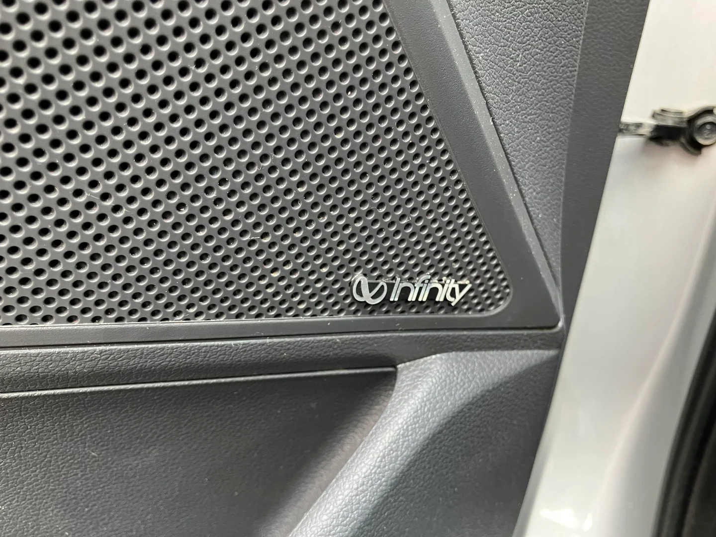 Car Image - UsC0PRBsAxXDfrTZycIpS