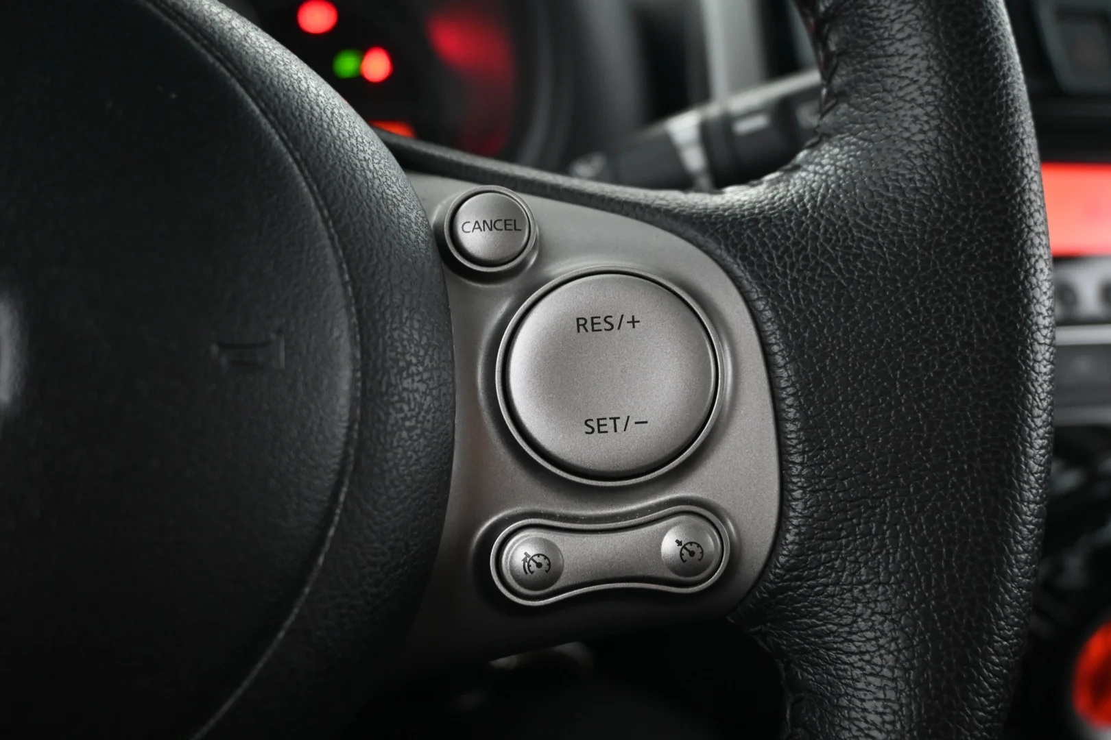 Car Image - Ba0GkmgNMKaRCTKR265X5