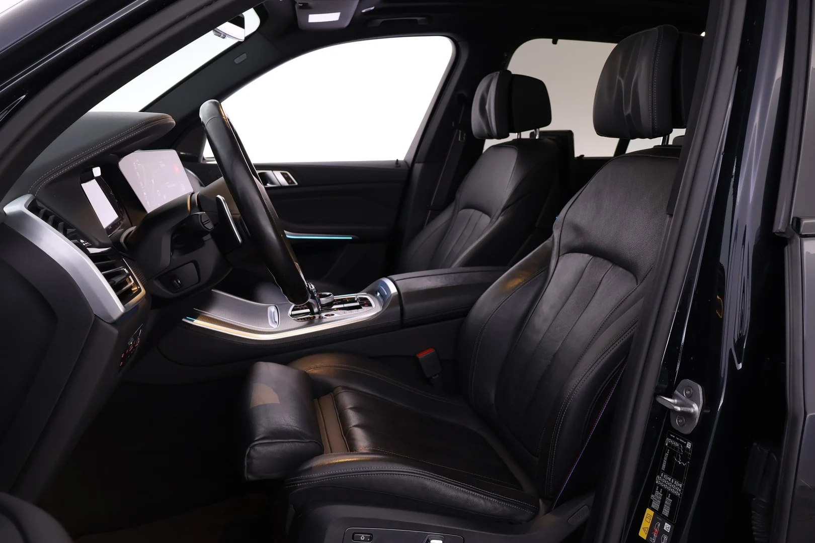 Car Image - Kf1k6CBCGhWbKmKWPBUEk