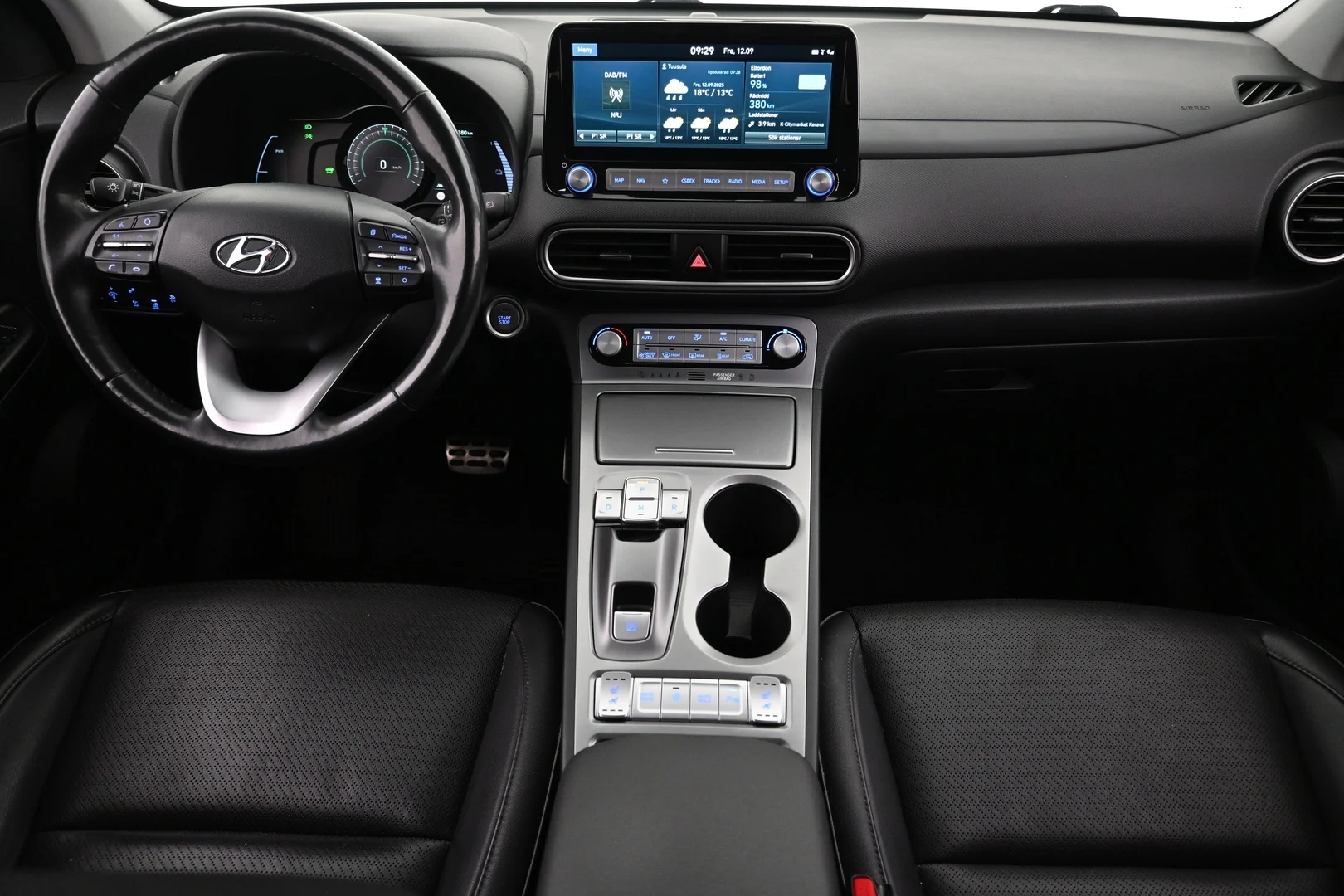 Car Image - 3wO1ie8RfznUjuGNiOjW1u