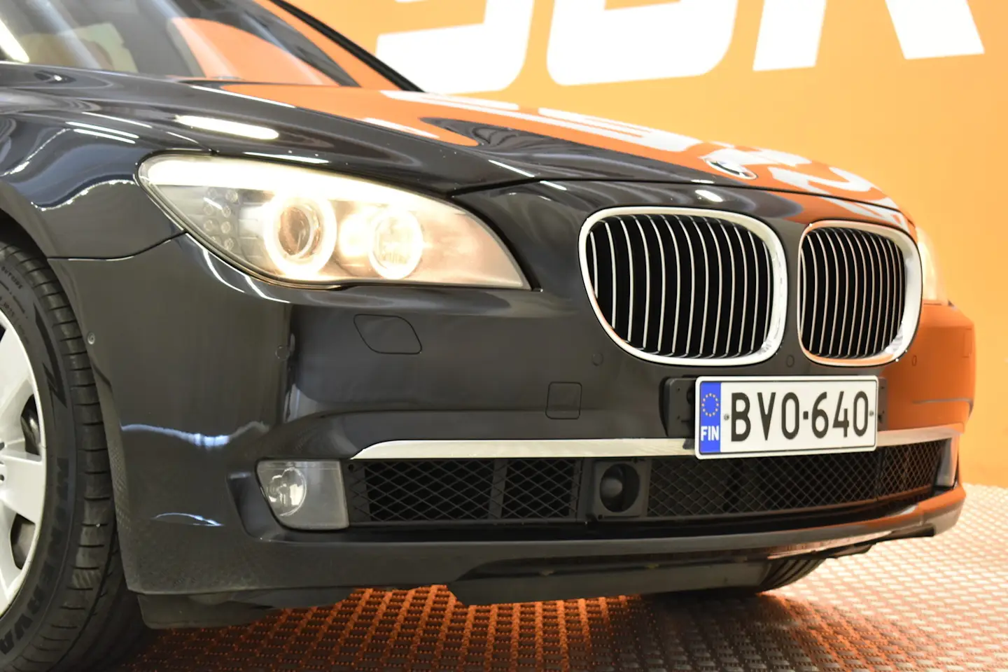 Car Image - fmU7IaI1vwipYcn9VYN94