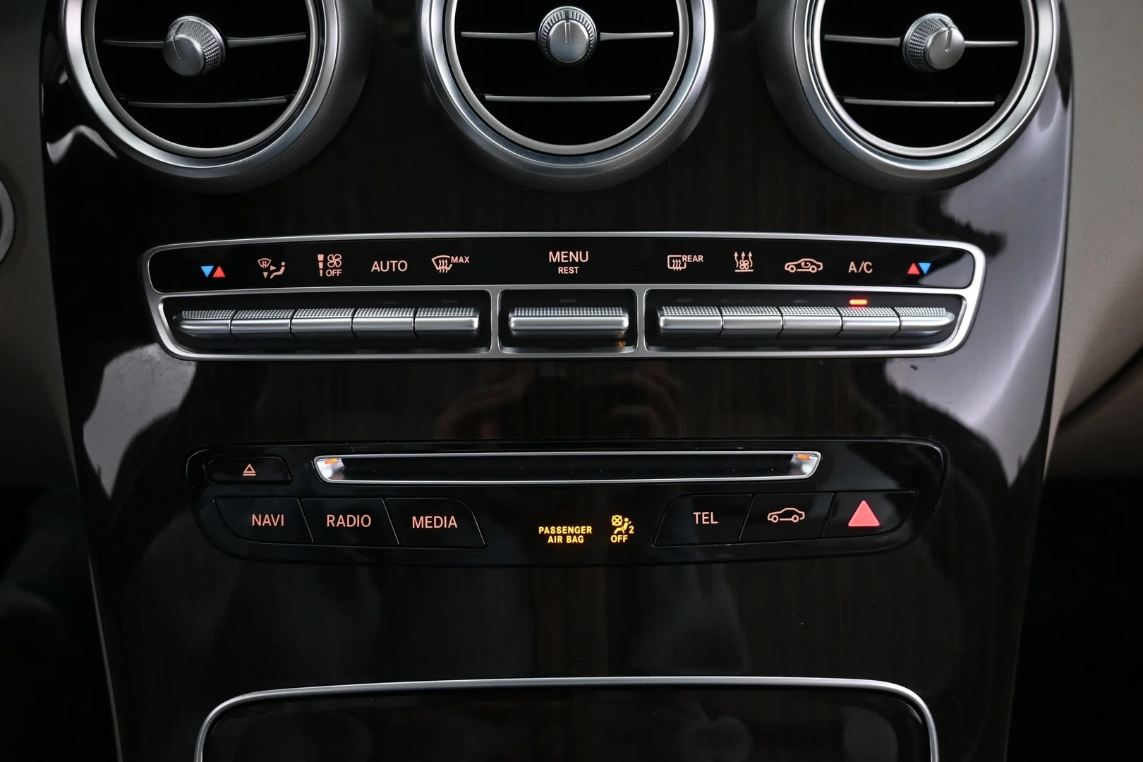 Car Image - 3FI41TJl39Qiq9PeDhKkTA