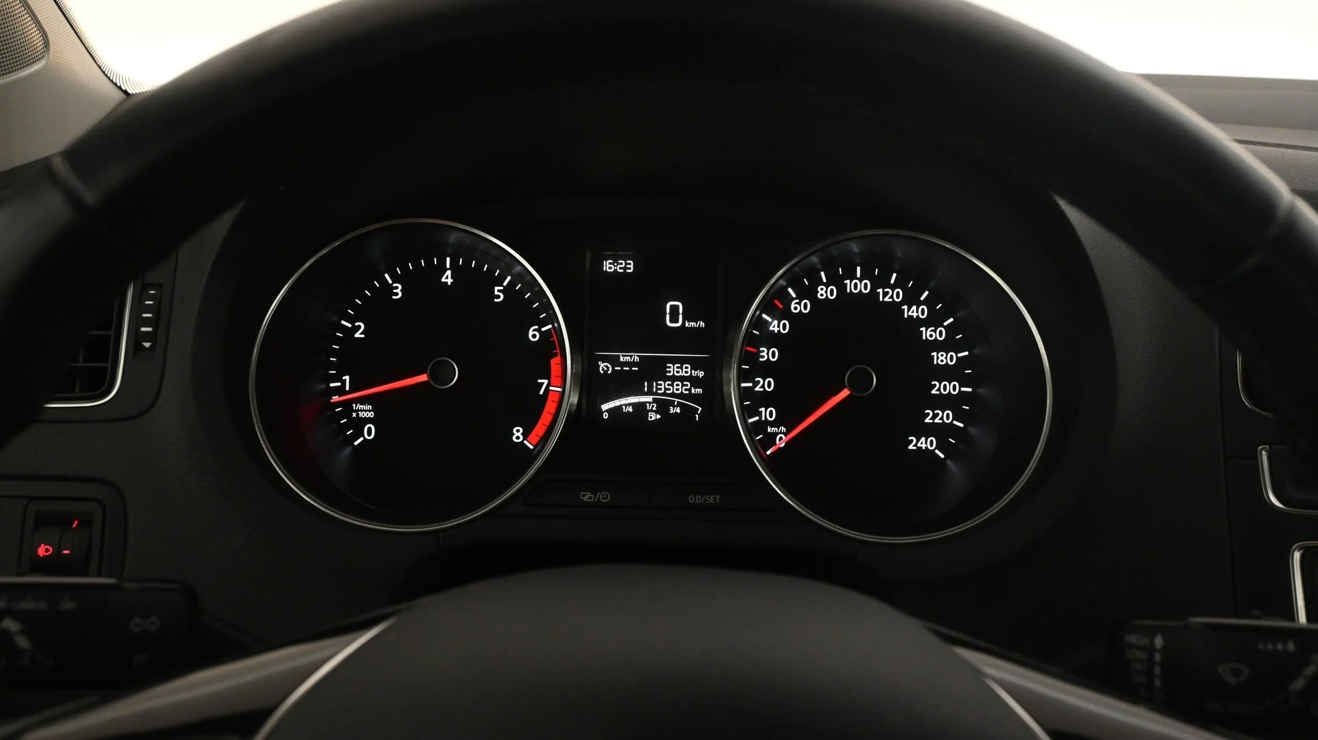 Car Image - 4eXyhsoEzLeNmdTKmIp278