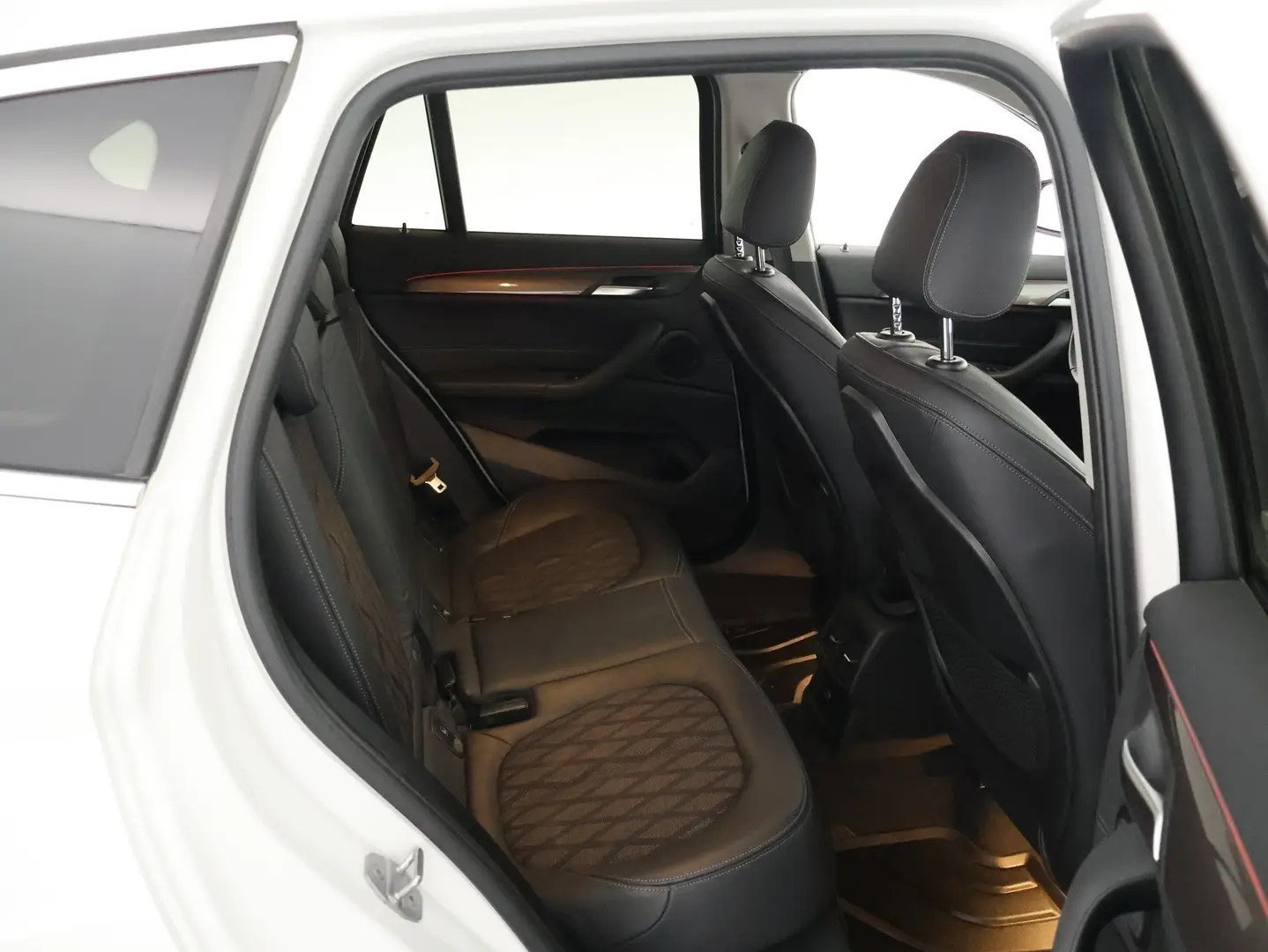 Car Image - 1GlbIiIakO5od6d8knT2CT