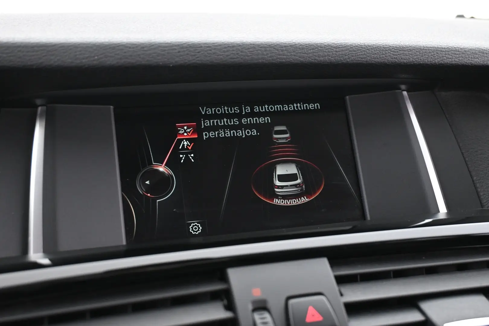 Car Image - 3ahpQxfOFdbhX95Ob9S3PH
