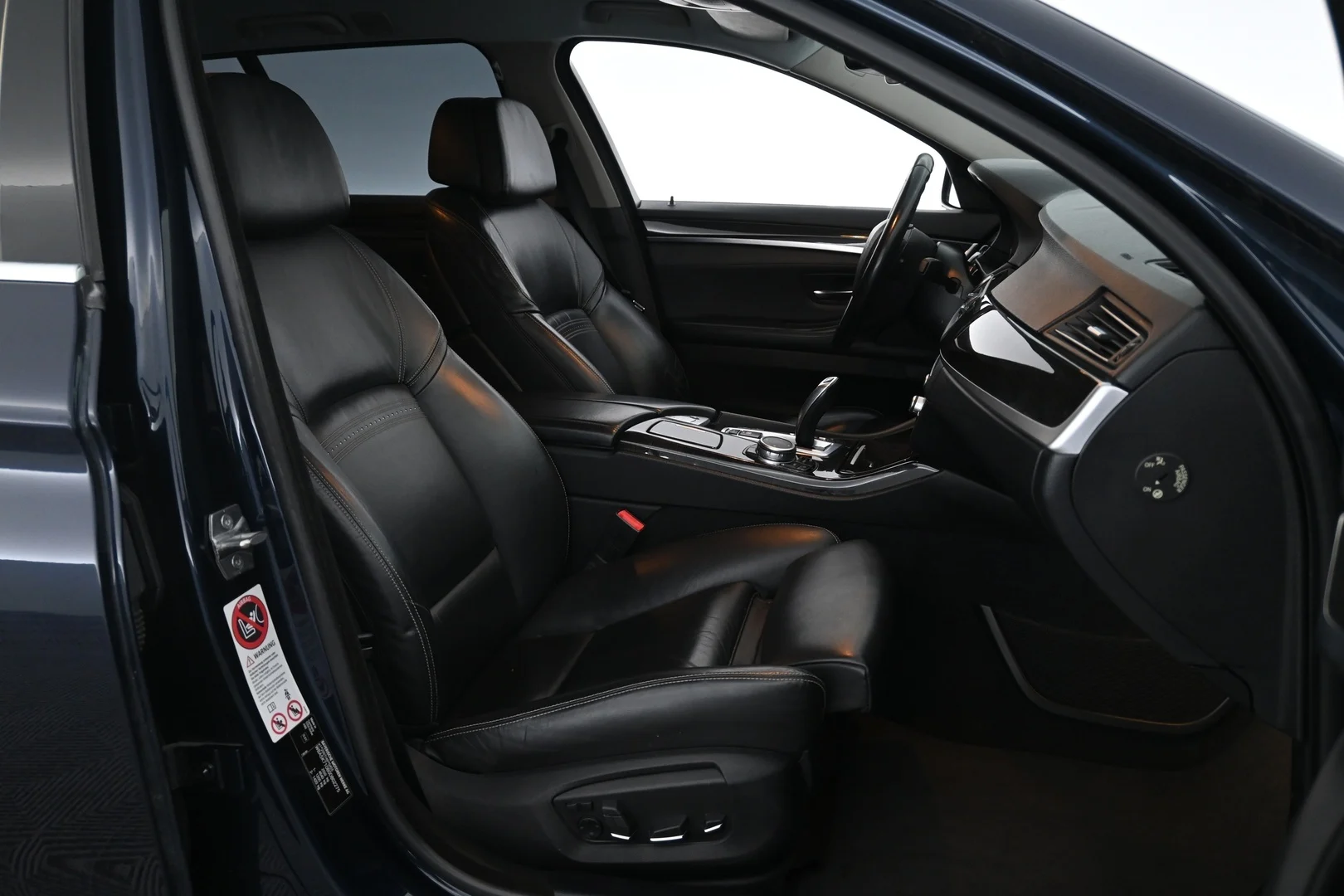 Car Image - 1G9z215f8XNzaMl8Yf8CzS