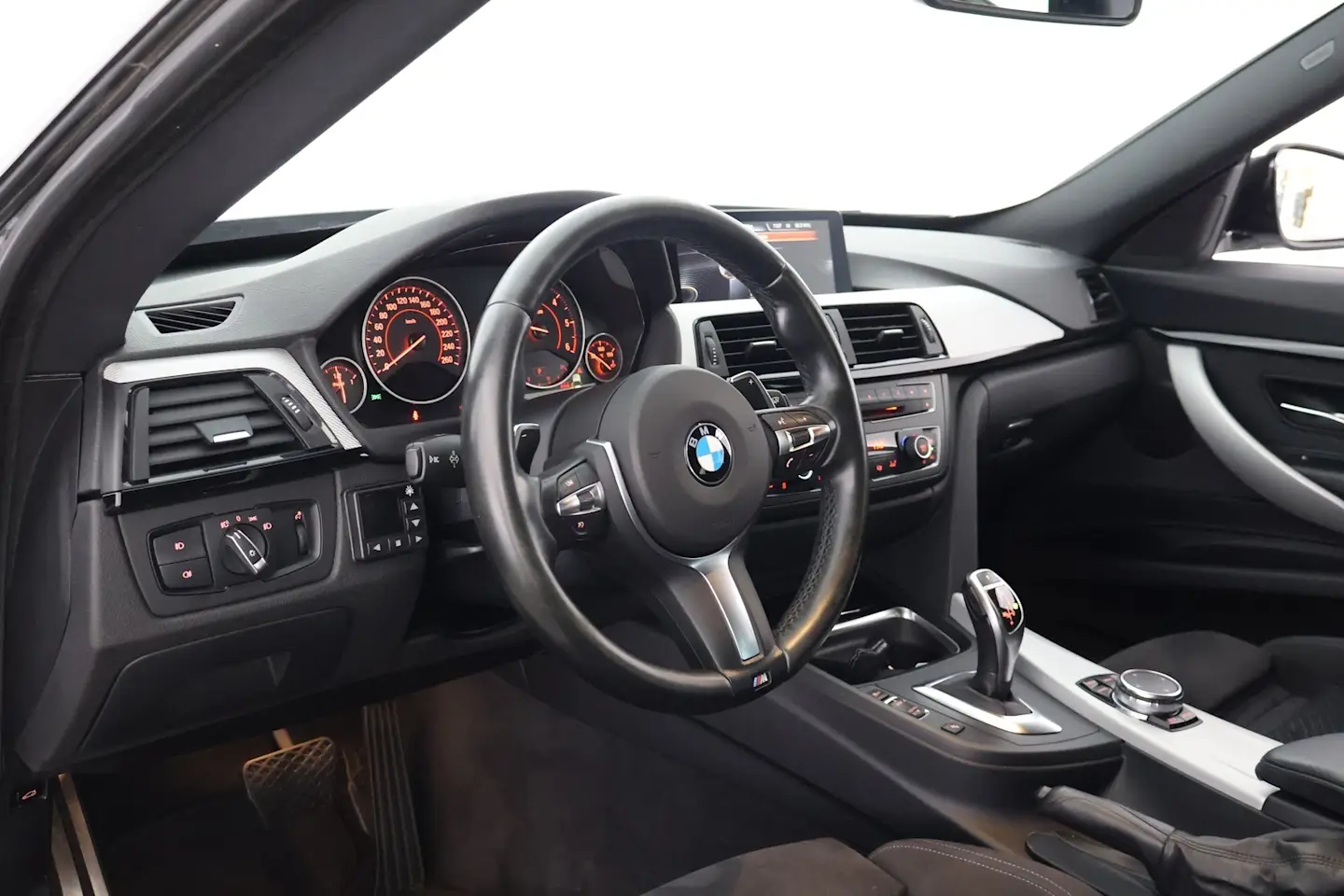 Car Image - 7knMimVKxbddLfiI77f1jp