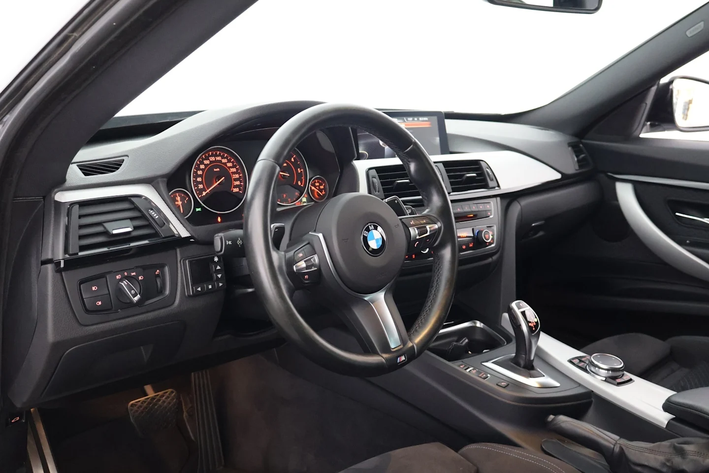Car Image - 7knMimVKxbddLfiI77f1jp