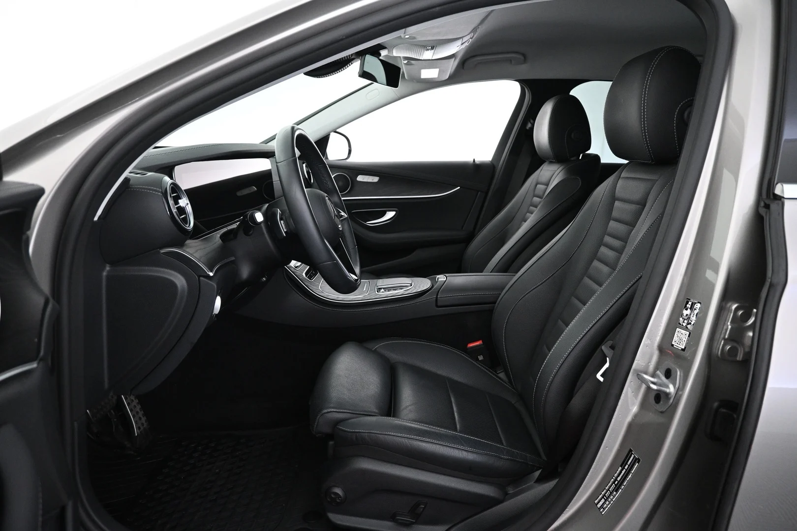 Car Image - 2CqXv6MEag7Aj2L95We0Ph