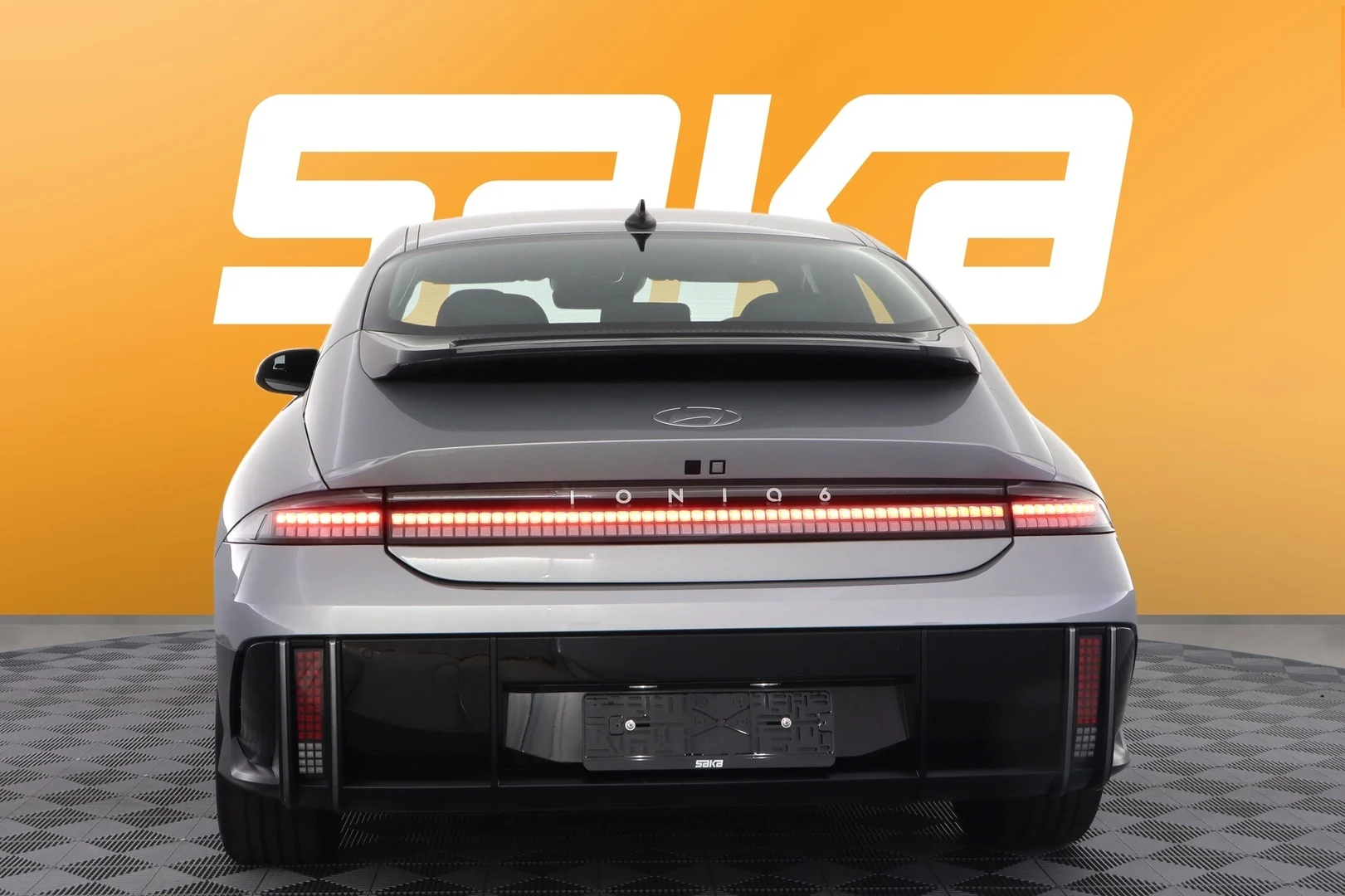 Car Image - 1p0P5WBeedP3XzZmZBzEy5