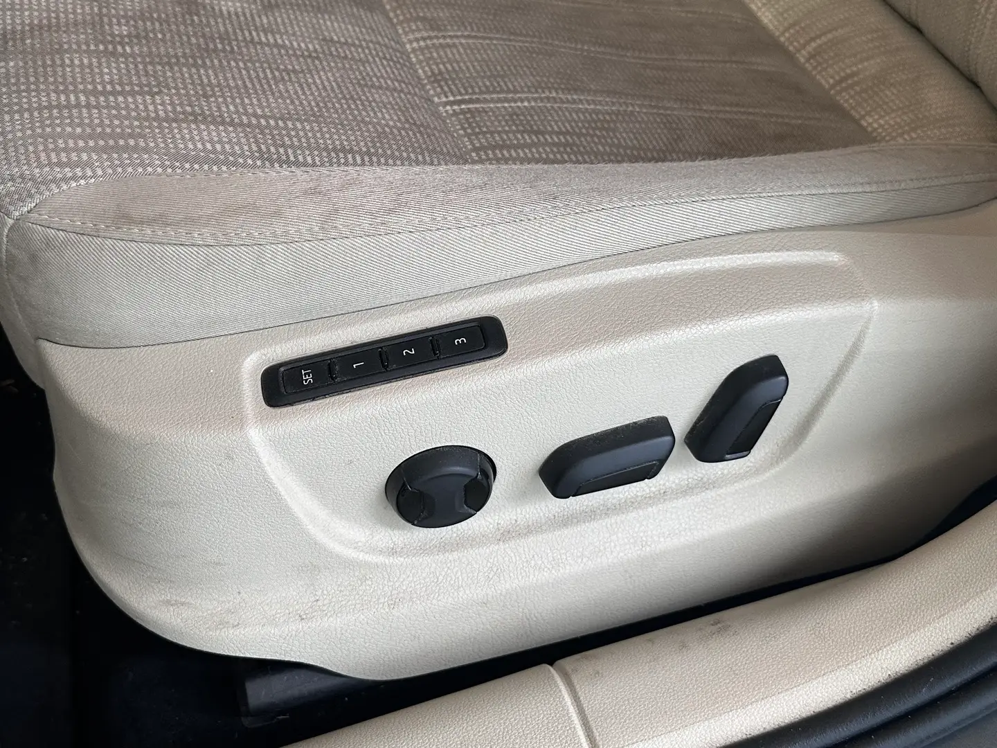 Car Image - 2A6N87Rp9LIGAb9RUVqpZJ