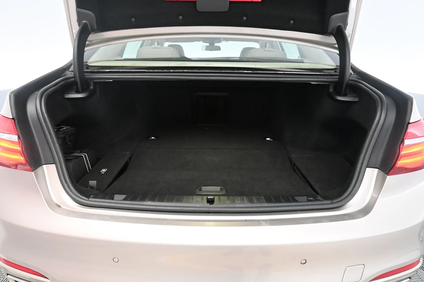 Car Image - 6uDH7wR1A9ap3JaIcrzhWQ