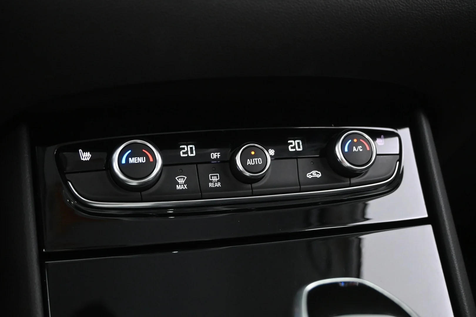 Car Image - 3mvQ3TpQHH29JV6tQSe02u
