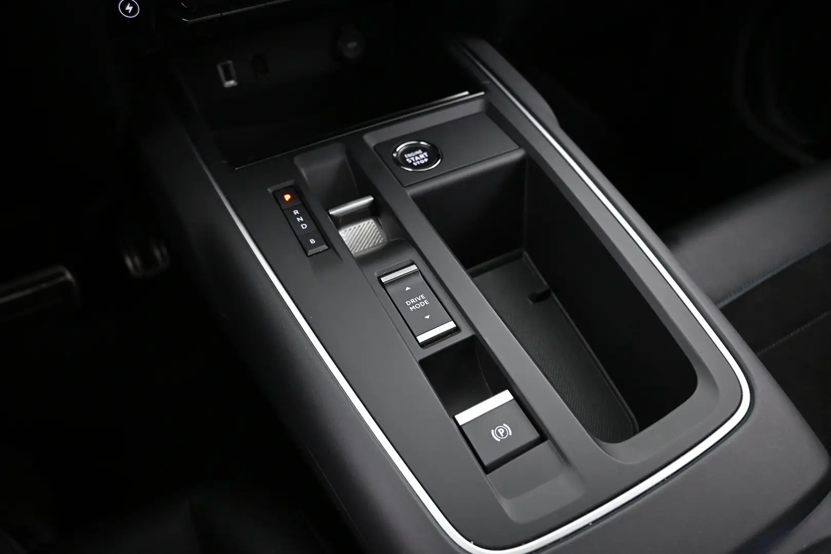 Car Image - 78oL6M12avoVyWipKjuUXo